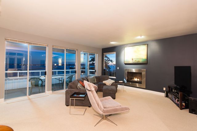 39114 at 3643 Marine Drive, West Vancouver