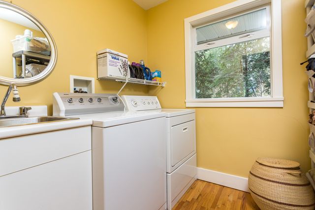 39514 at 4411 Glencanyon Drive, North Vancouver