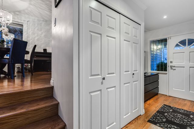 40157 at 2824 Munday Place, North Vancouver