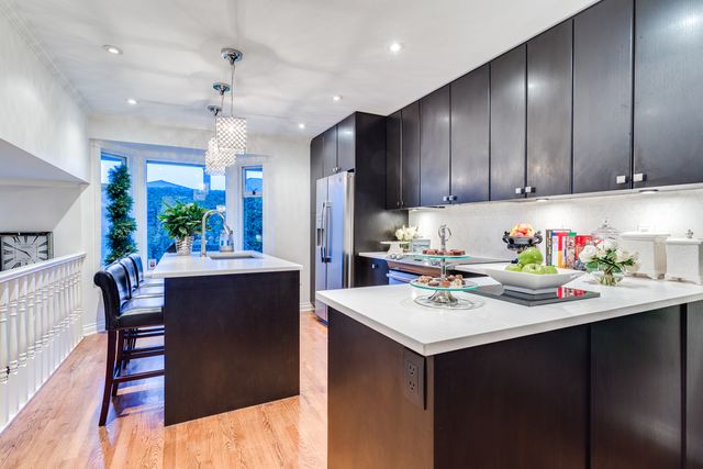 40189 at 2824 Munday Place, North Vancouver