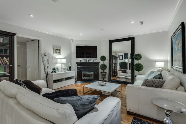 40205 at 2824 Munday Place, North Vancouver