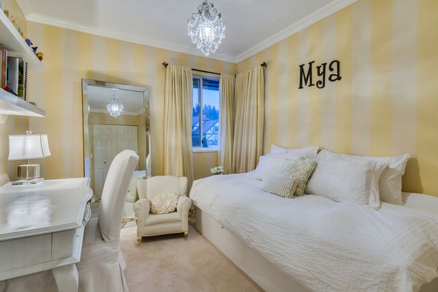 40241 at 2824 Munday Place, North Vancouver