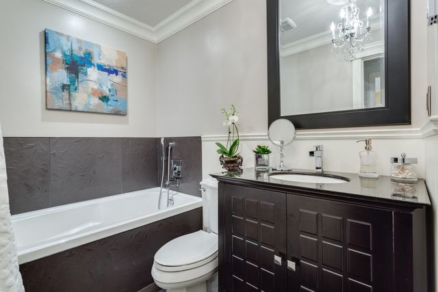 40245 at 2824 Munday Place, North Vancouver