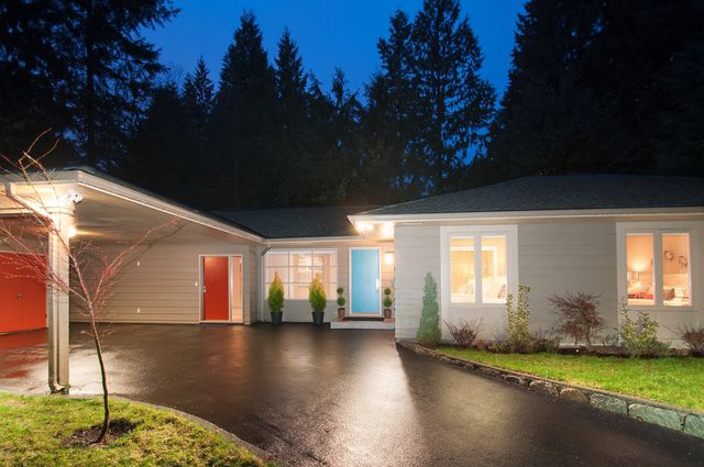 40826 at 405 Macbeth Crescent, West Vancouver