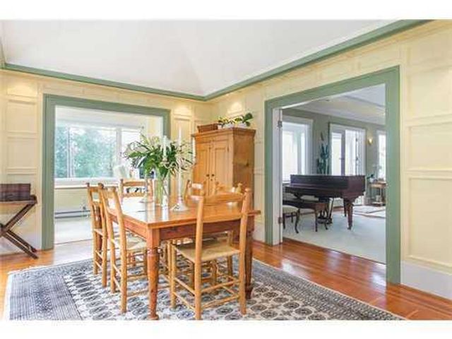 41170 at 2954 Marine Drive, West Vancouver