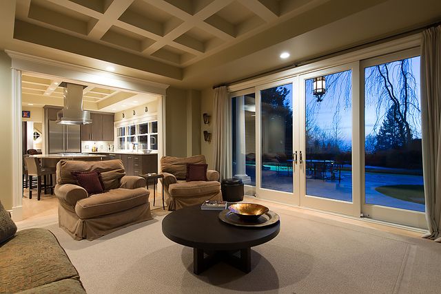 23157 at 4010 Sunset Boulevard, North Vancouver