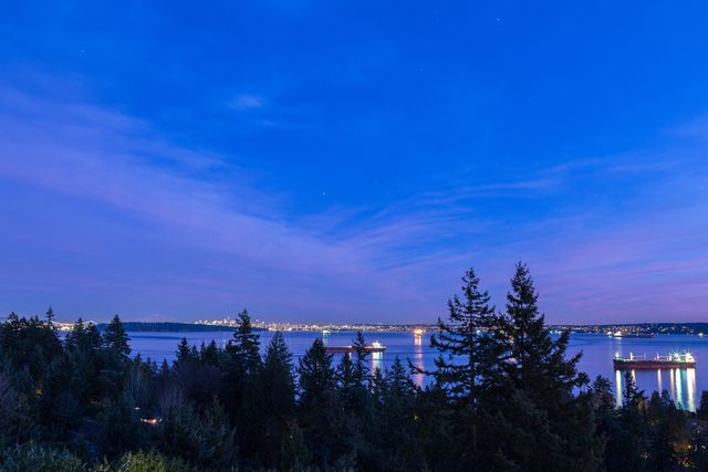 41825 at 4350 Rockridge Road, West Vancouver