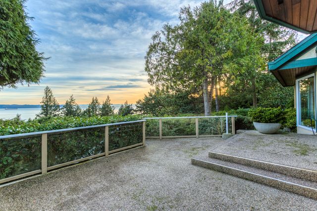 41873 at 4350 Rockridge Road, West Vancouver