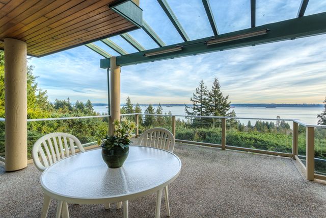 41881 at 4350 Rockridge Road, West Vancouver