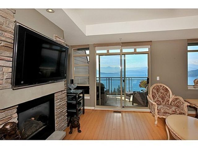 42187 at 8681 Seacape Drive, West Vancouver