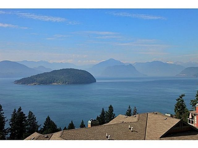 42193 at 8681 Seacape Drive, West Vancouver