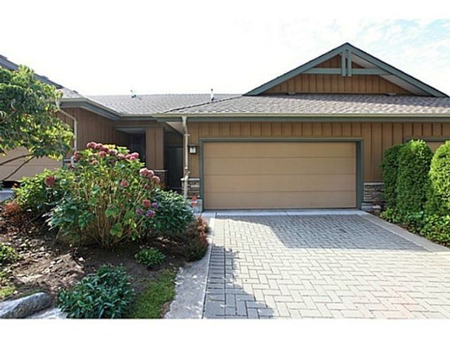 42220 at 8681 Seacape Drive, West Vancouver