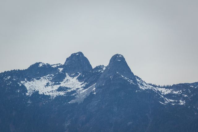 42694 at 4399 Parliament Crescent, North Vancouver