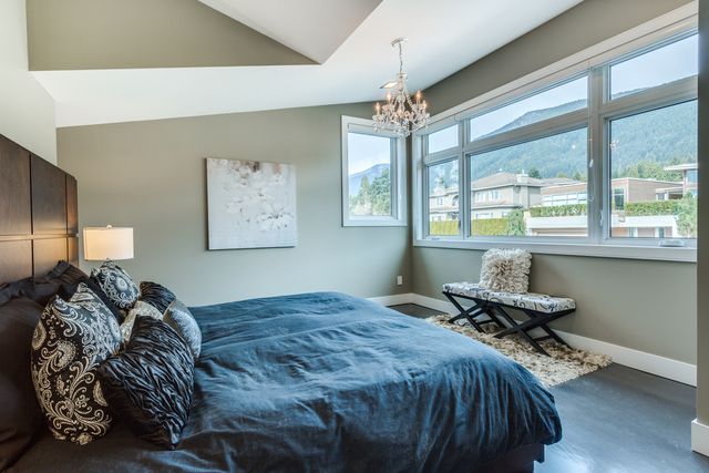 42726 at 4399 Parliament Crescent, North Vancouver