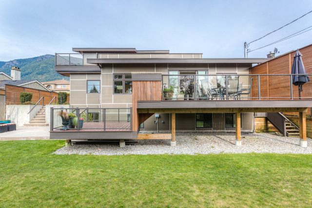 42806 at 4399 Parliament Crescent, North Vancouver