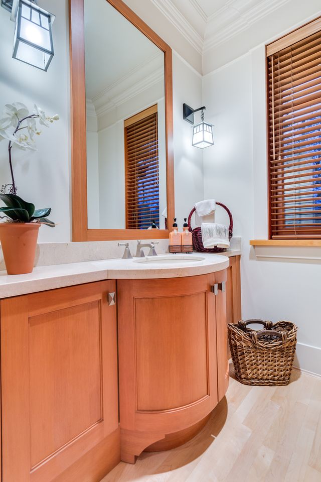 43173 at 4173 Sunset Boulevard, North Vancouver