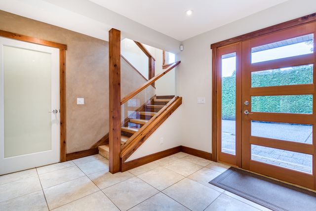 44039 at 4501 Woodgreen Drive, West Vancouver