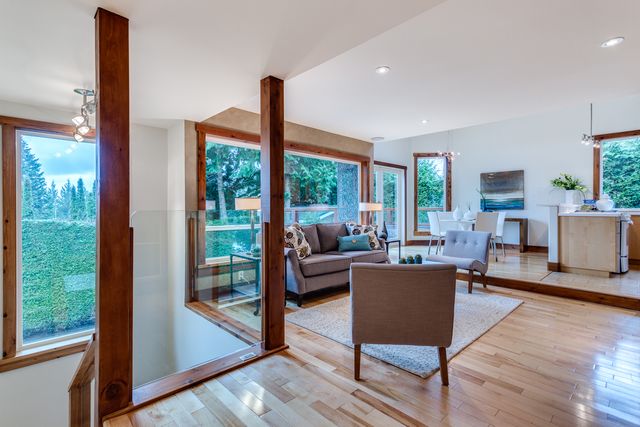 44071 at 4501 Woodgreen Drive, West Vancouver