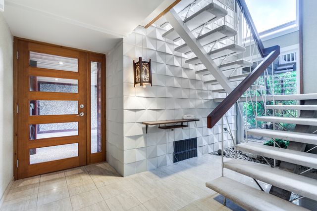 44119 at 4501 Woodgreen Drive, West Vancouver