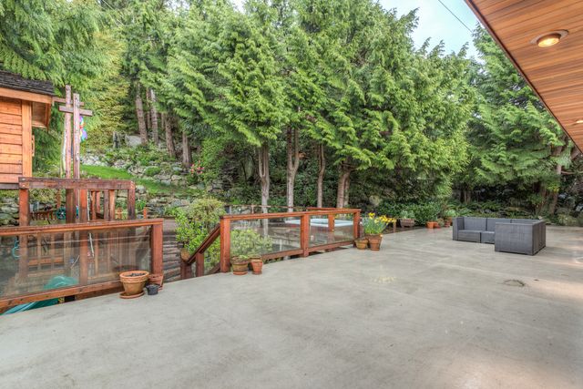 44162 at 4501 Woodgreen Drive, West Vancouver