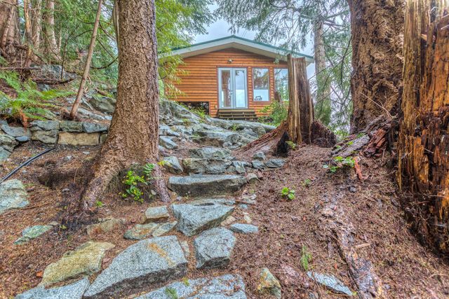 44179 at 4501 Woodgreen Drive, West Vancouver