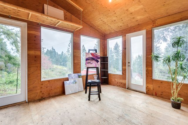 44183 at 4501 Woodgreen Drive, West Vancouver