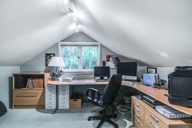 44739 at 3915 Sharon Place, West Vancouver