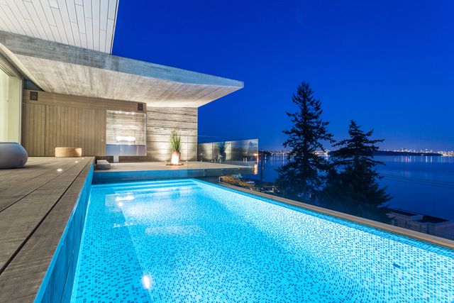 45030 at 3681 Sunset Lane, West Vancouver