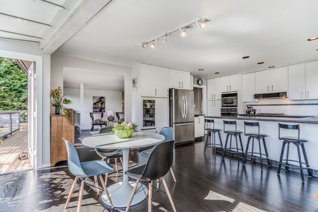 45525 at 3905 Bayridge Place, West Vancouver