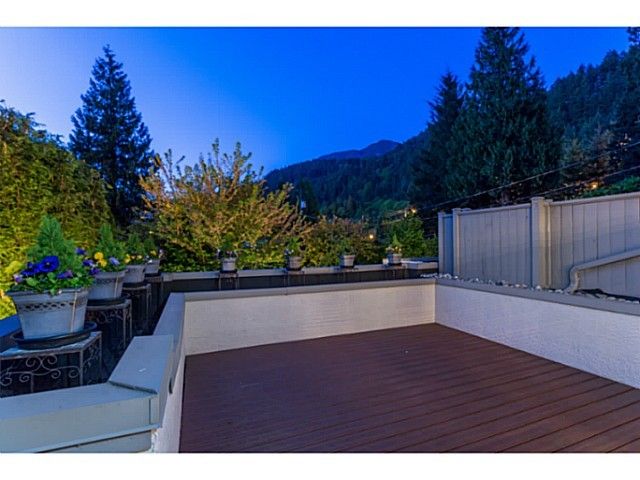 45749 at 6346 Argyle Avenue, West Vancouver