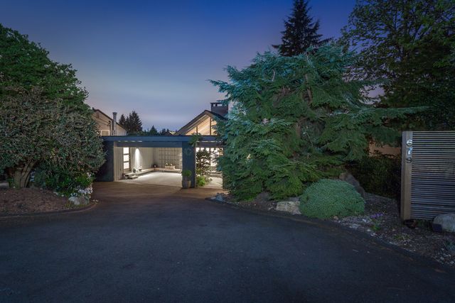 45973 at 679 Blueridge Avenue, North Vancouver