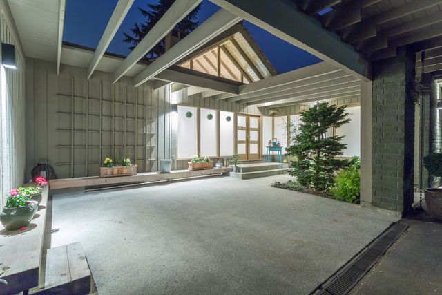 45985 at 679 Blueridge Avenue, North Vancouver