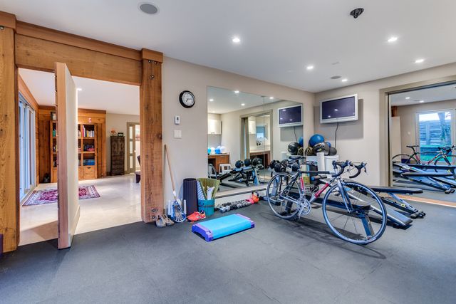 46113 at 679 Blueridge Avenue, North Vancouver