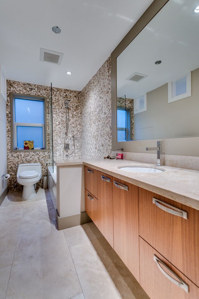 46133 at 679 Blueridge Avenue, North Vancouver