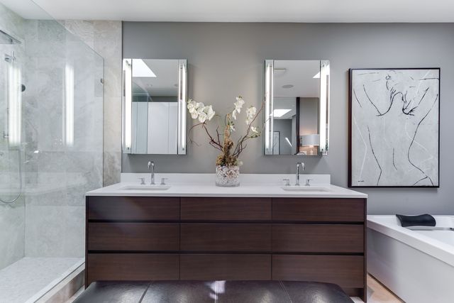 52710 at 4362 Stearman Avenue