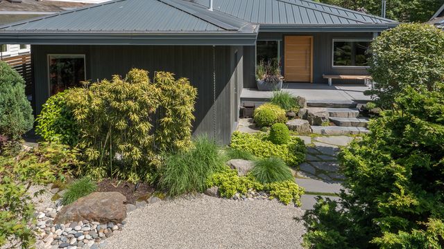 52802 at 4362 Stearman Avenue