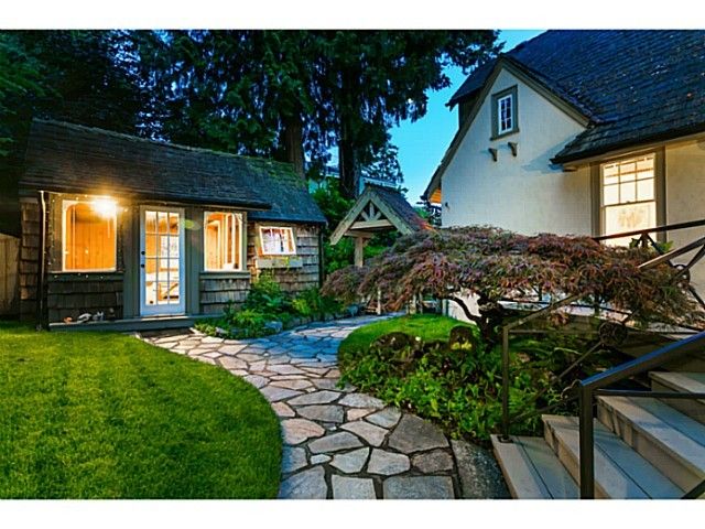 47664 at 3895 Marine Drive, West Vancouver