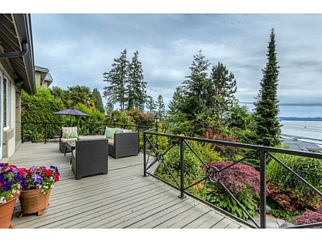 47715 at 3895 Marine Drive, West Vancouver
