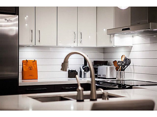 48151 at 1103 - 140 14th Street, North Vancouver