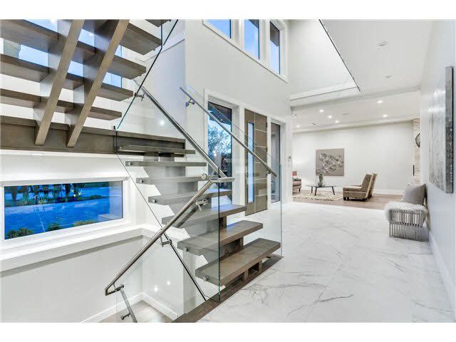 48223 at 926 Wentworth Avenue, North Vancouver