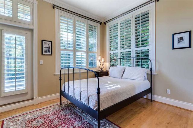 50656 at 2195 8th Street, West Vancouver