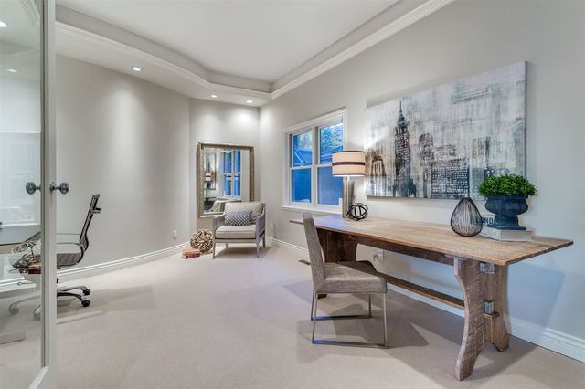 50742 at 4010 Sunset Boulevard, North Vancouver