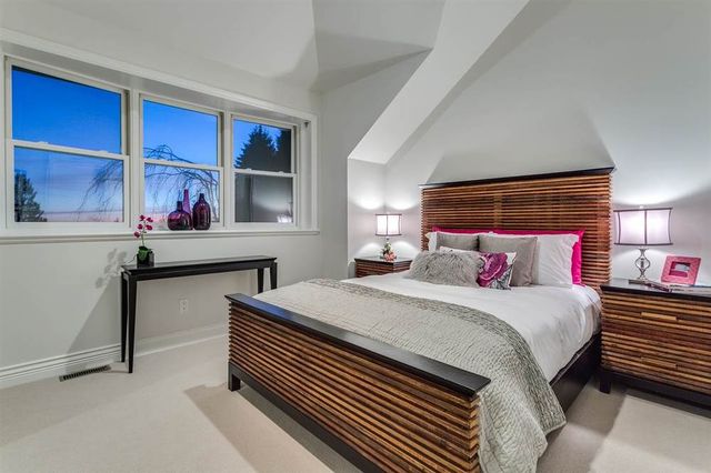 50757 at 4010 Sunset Boulevard, North Vancouver