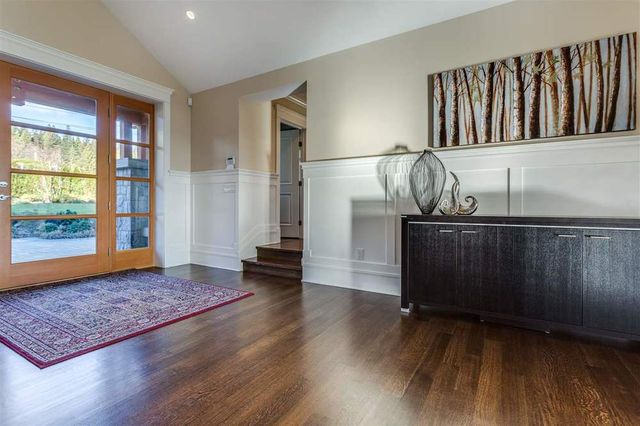 50930 at 511 Craigmohr Place, West Vancouver