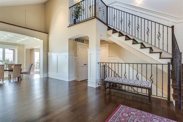 50948 at 511 Craigmohr Place, West Vancouver