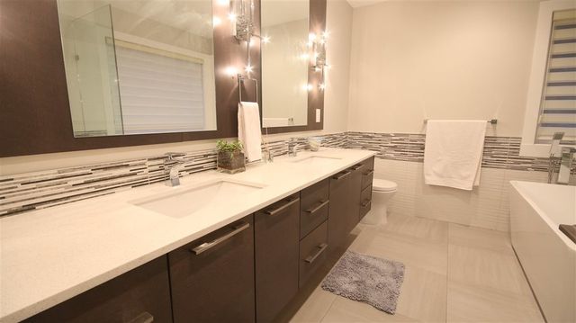 51068 at 2995 Woodbine Drive, North Vancouver