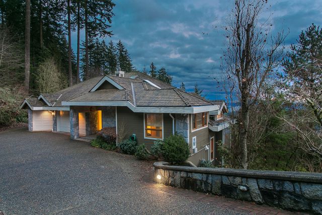 51862 at 4188 Citadel Court, North Vancouver