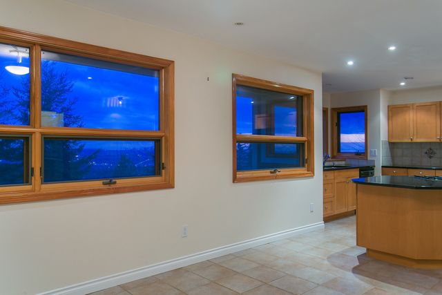 51890 at 4188 Citadel Court, North Vancouver