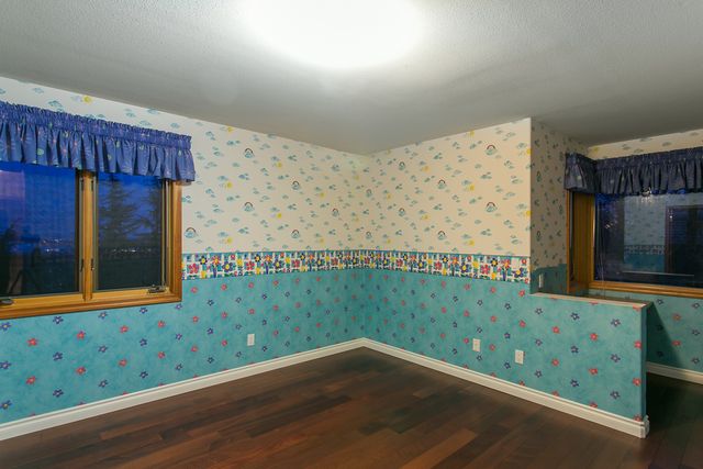 51946 at 4188 Citadel Court, North Vancouver