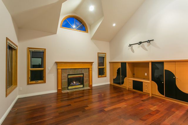 51950 at 4188 Citadel Court, North Vancouver